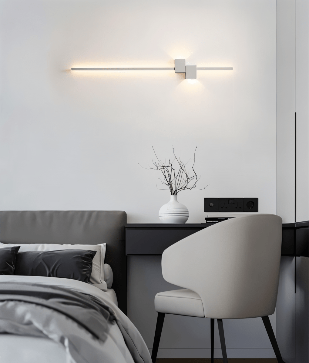 LINESTRIPE - Minimalist LED wall light for a modern ambience