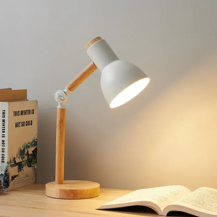 Nordic Rubberwood Adjustable Modern Desk Lamp for Bedside Reading