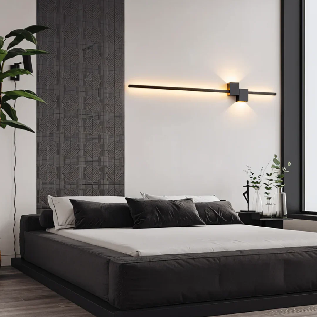 Minimalist LED Wall Light (62 cm)
