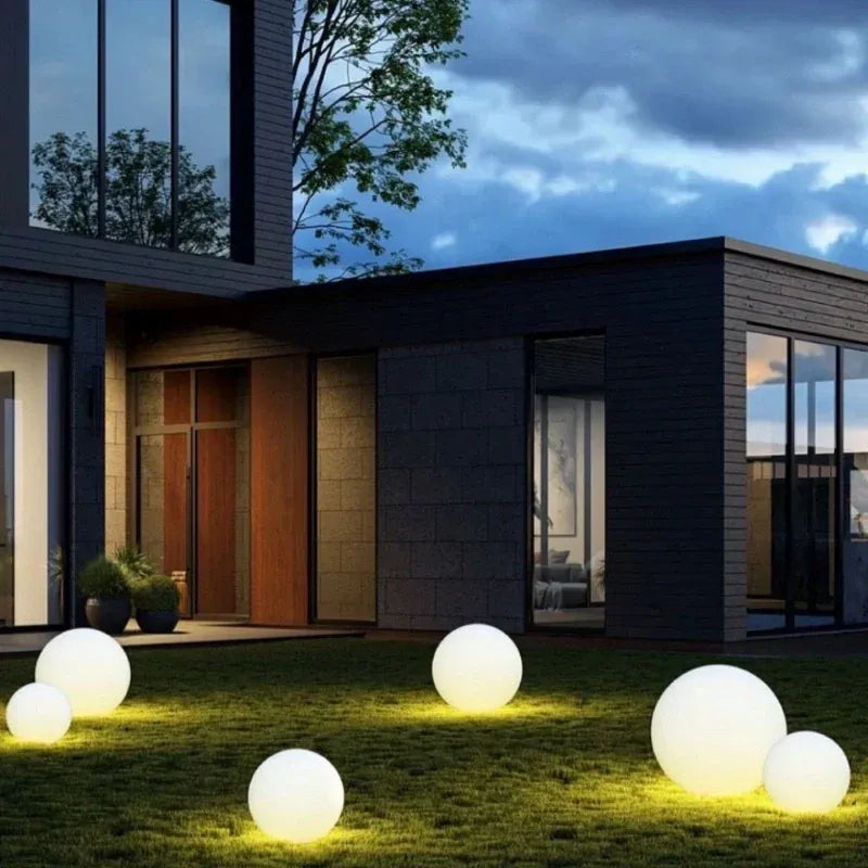 Spherical LED Outdoor Garden Lamp with 16 Colours and Remote