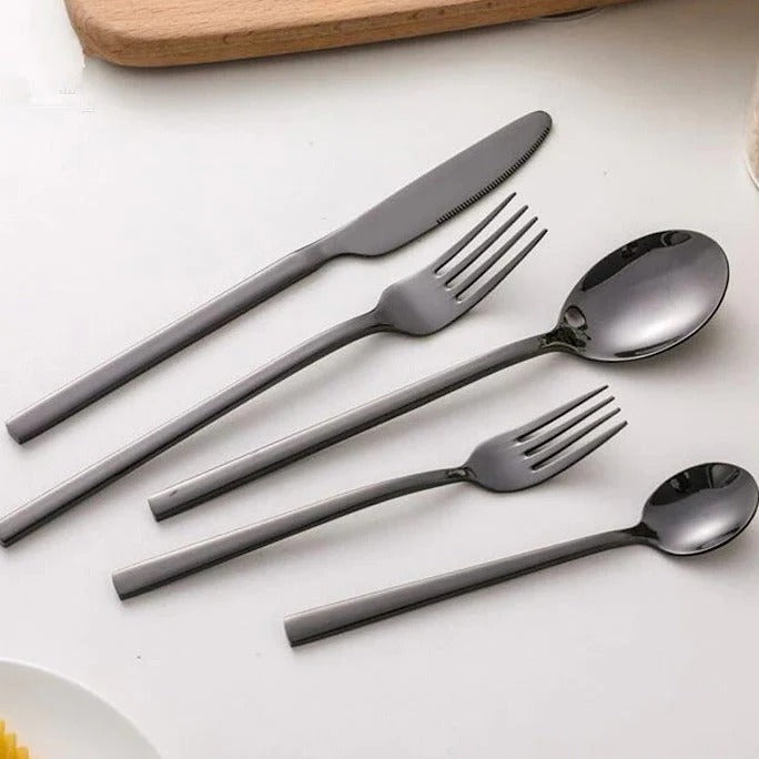 30-Piece Stainless Steel Cutlery Set