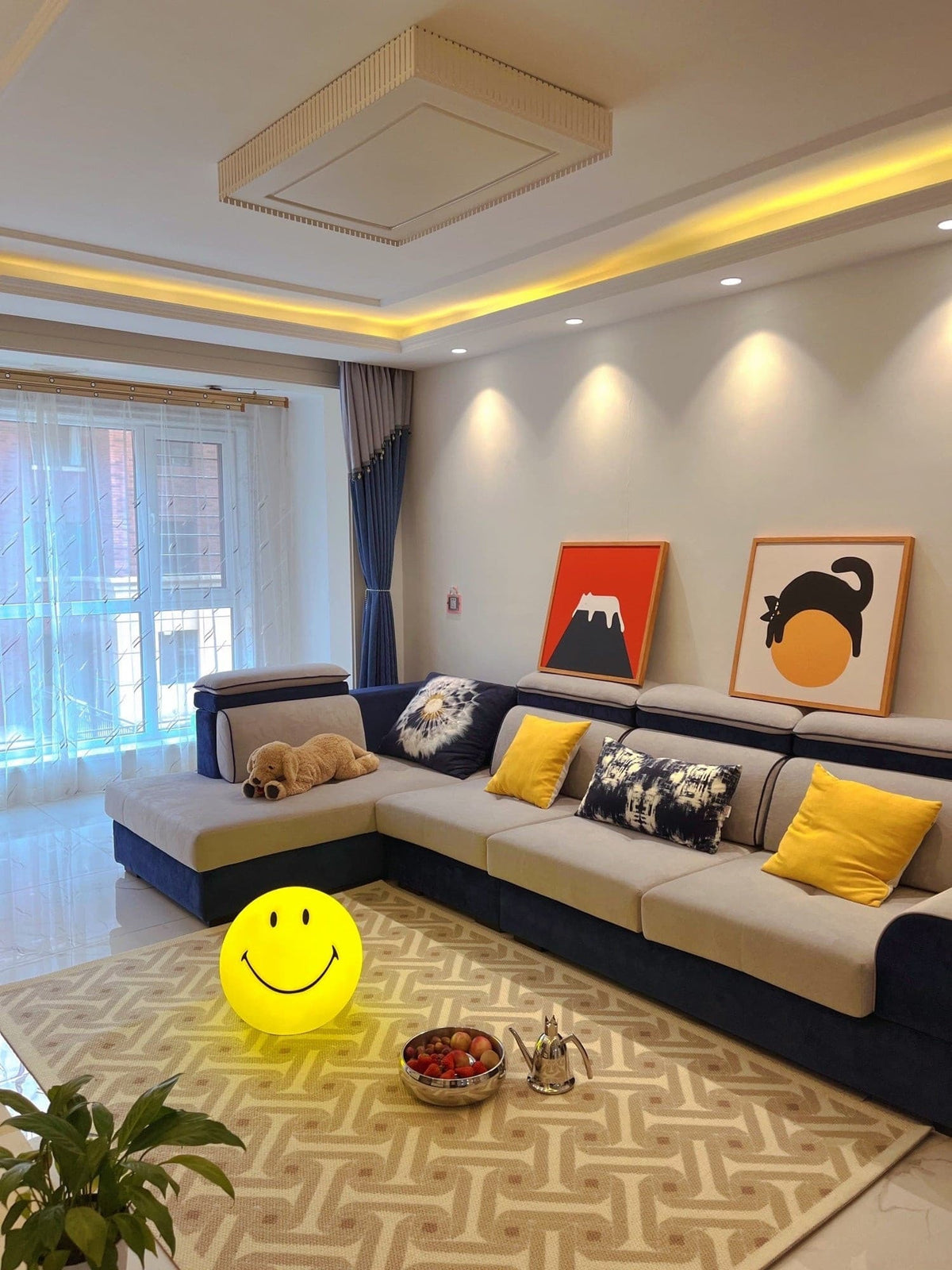 Cheerful Glow Night Light for Kids — Dimmable LED Yellow Lamp