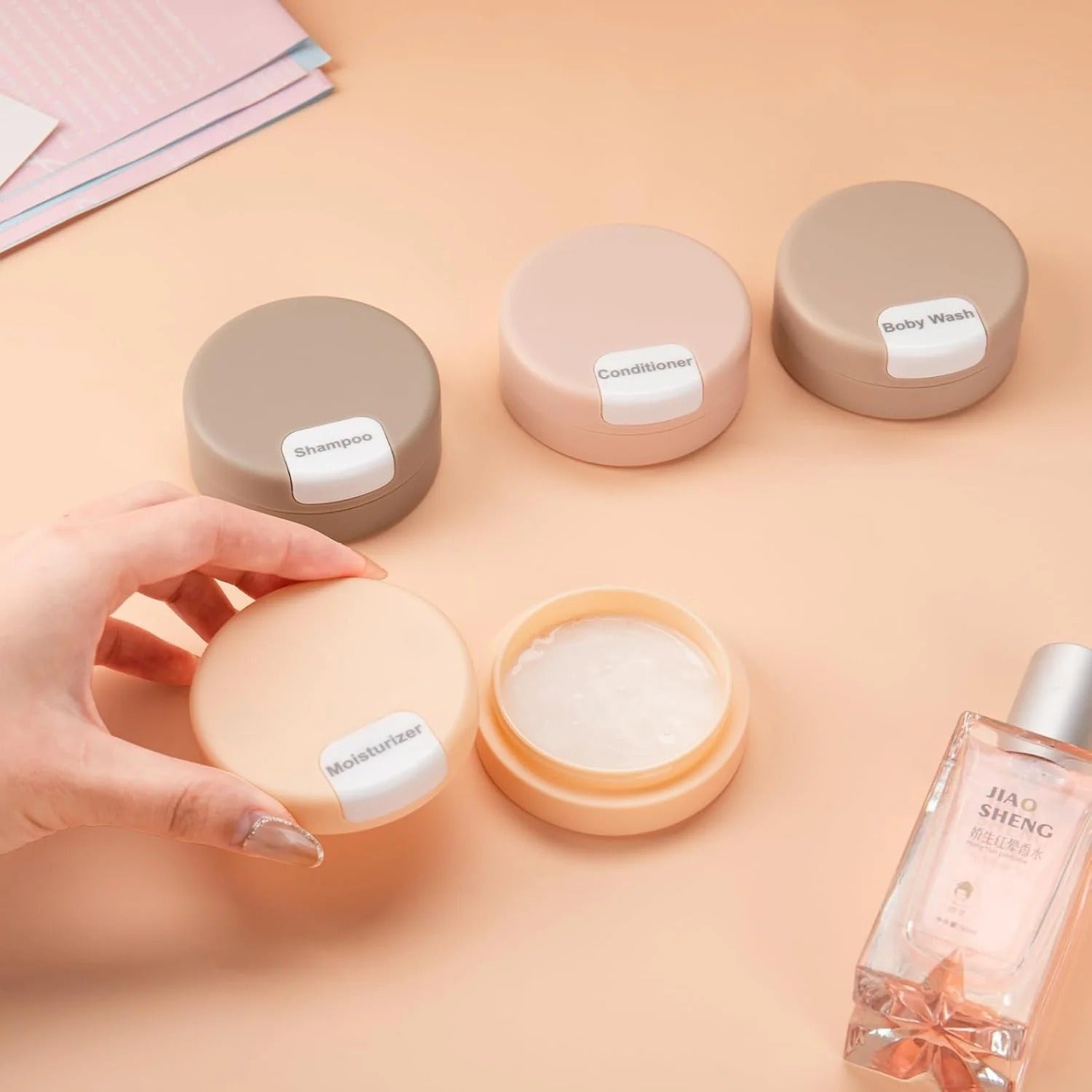 Magnetic Travel Cosmetic Containers