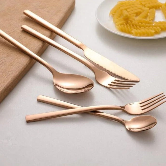 30-Piece Stainless Steel Cutlery Set