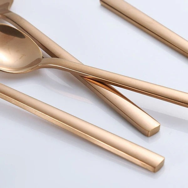 30-Piece Stainless Steel Cutlery Set