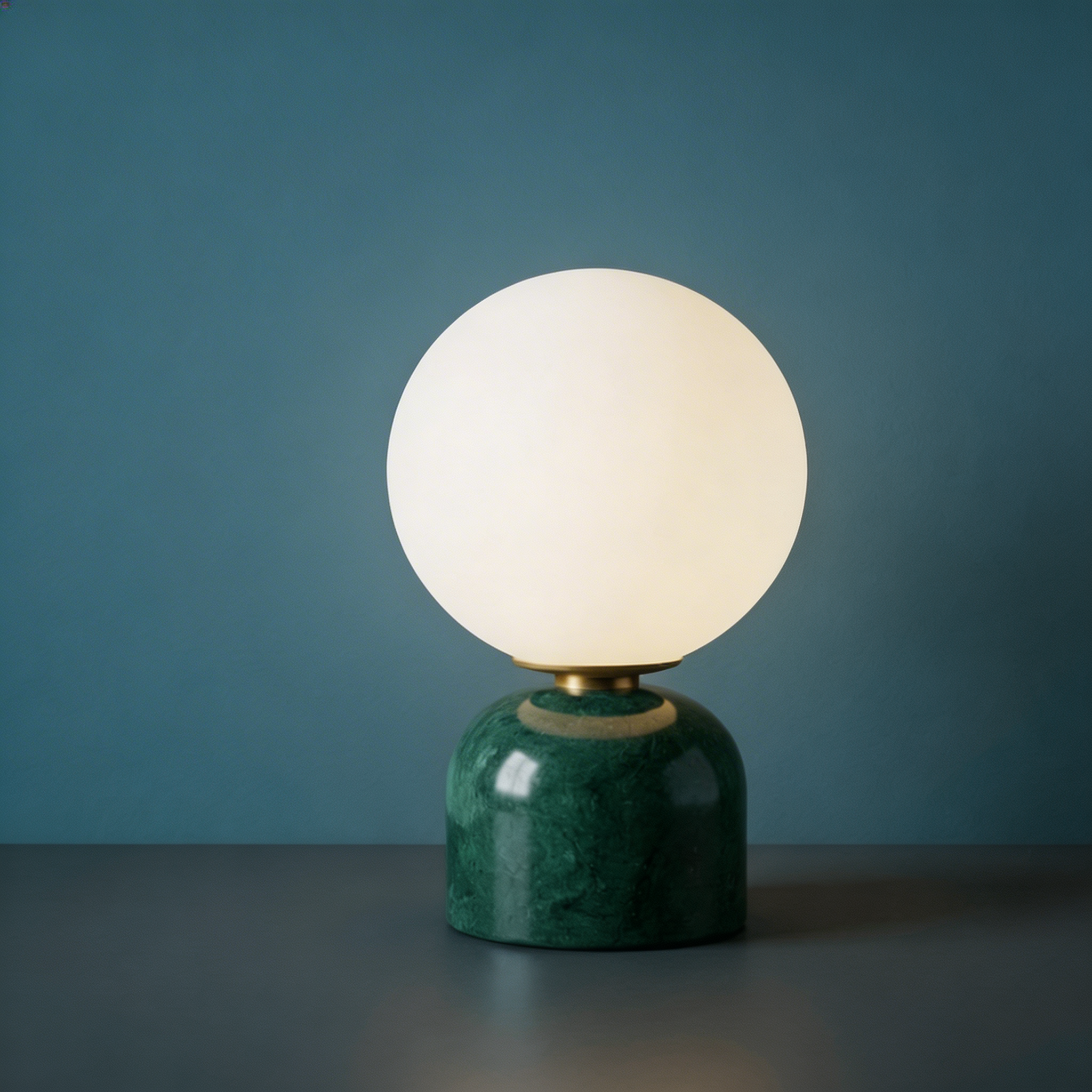 Hindsa Table Lamp – Scandinavian Minimalist Design