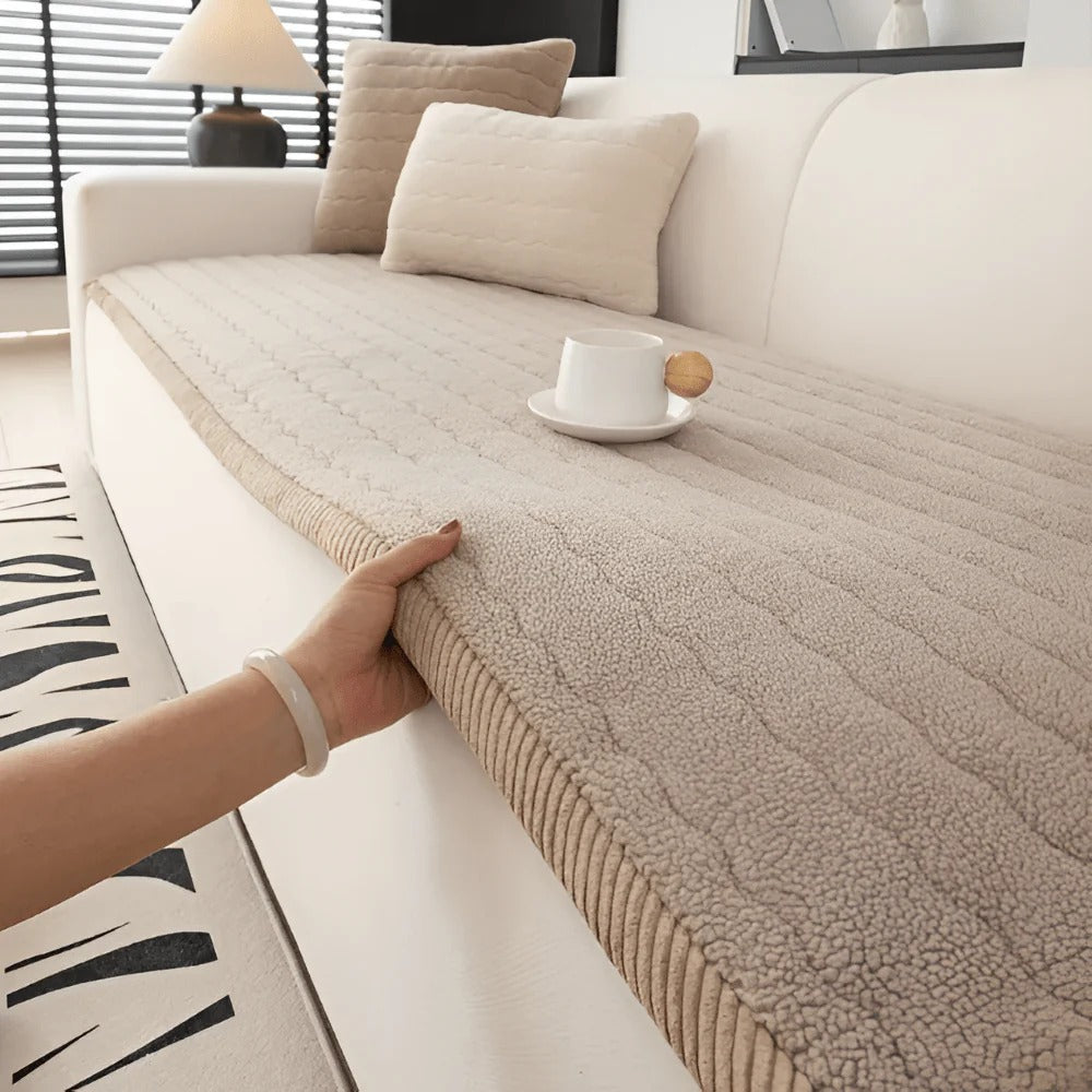 Sofa Cover – Non-Slip, Quilted Polyester