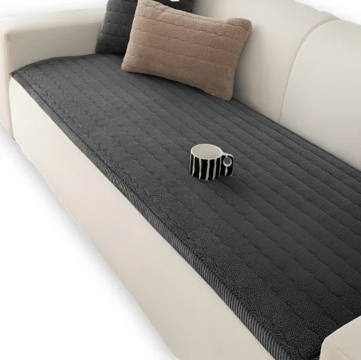 Sofa Cover – Non-Slip, Quilted Polyester