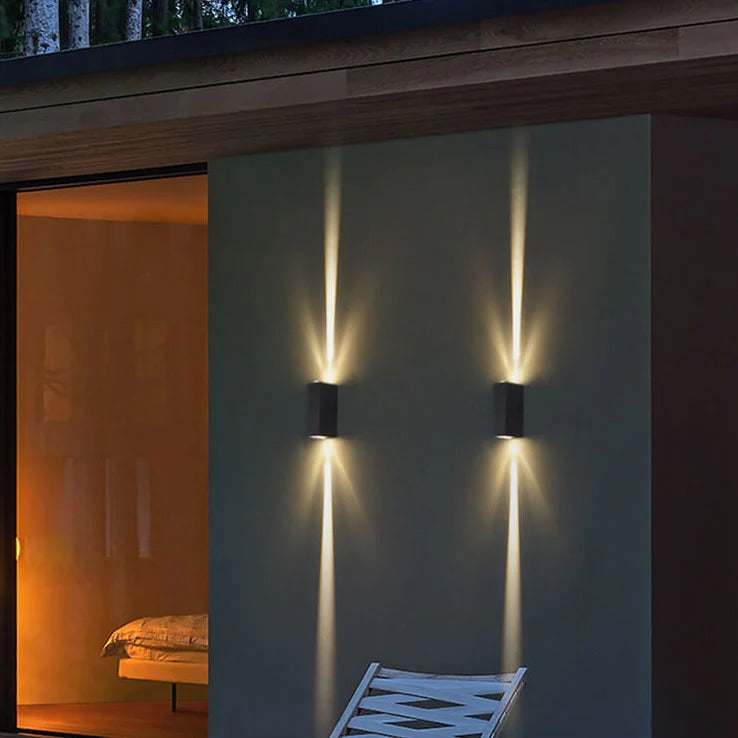 Modern Minimalist Black Aluminum Rectangular LED Wall Sconce