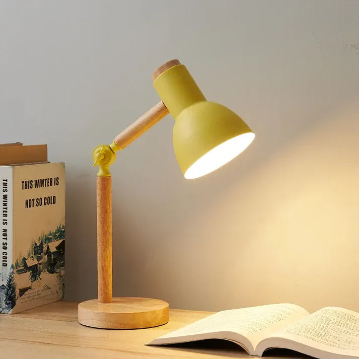 Nordic Rubberwood Adjustable Modern Desk Lamp for Bedside Reading