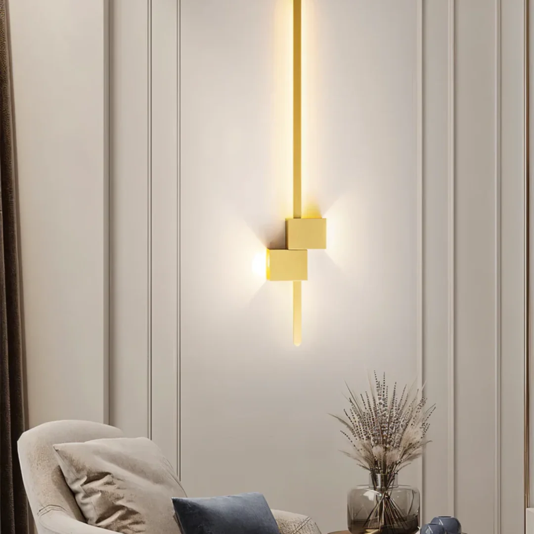 Minimalist LED Wall Light (62 cm)