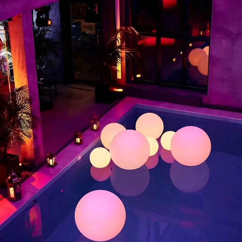 Spherical LED Outdoor Garden Lamp with 16 Colours and Remote
