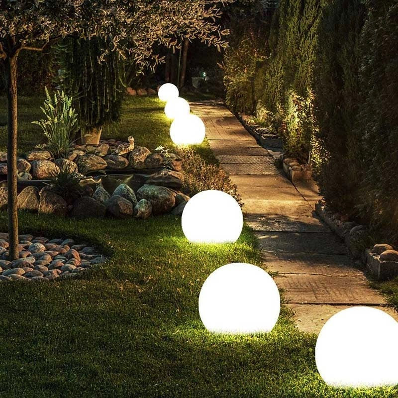 Spherical LED Outdoor Garden Lamp with 16 Colours and Remote
