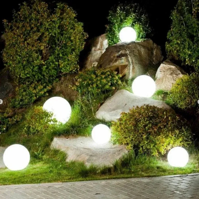 Spherical LED Outdoor Garden Lamp with 16 Colours and Remote