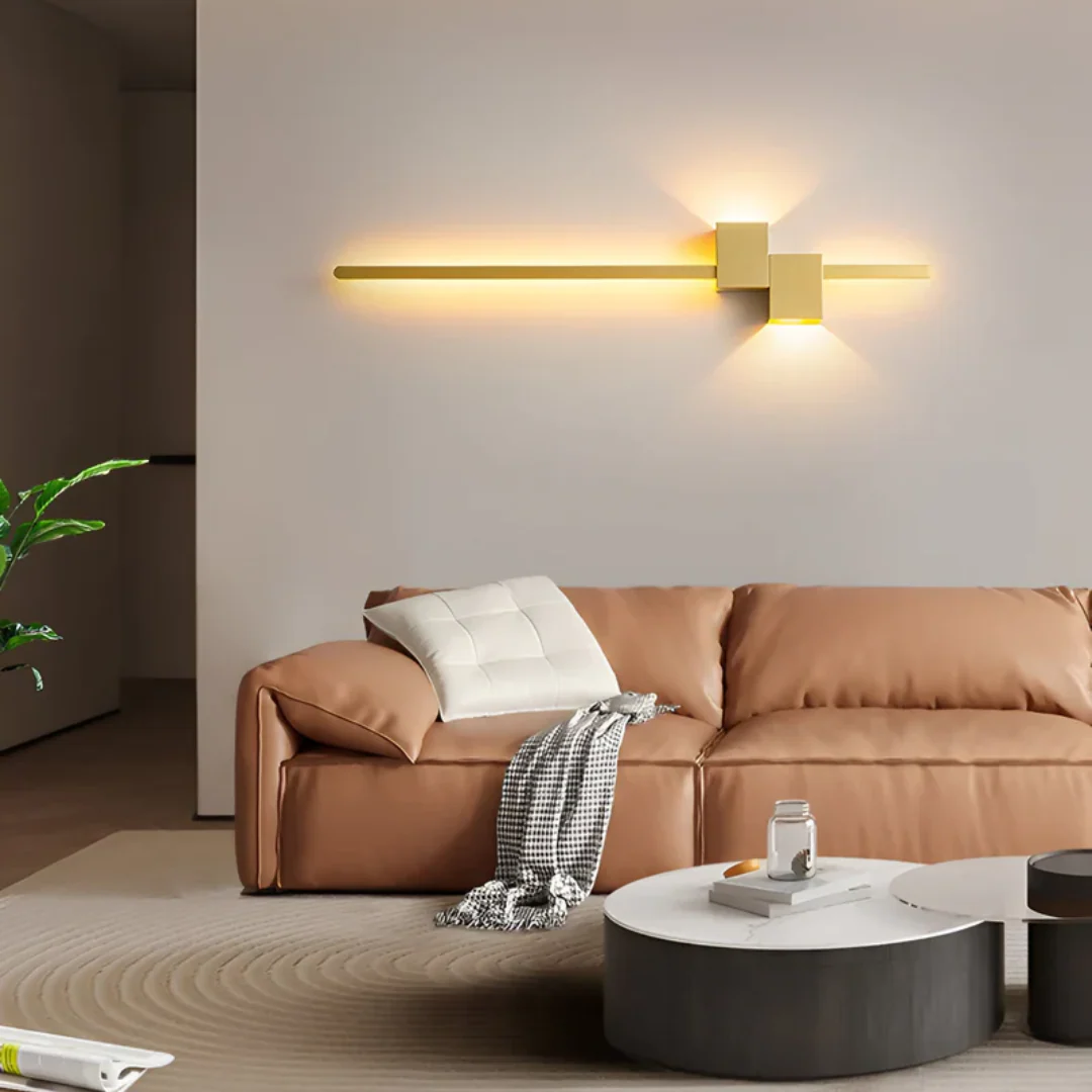 Minimalist LED Wall Light (62 cm)
