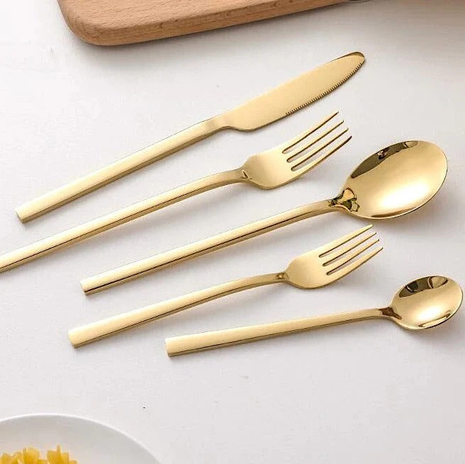 30-Piece Stainless Steel Cutlery Set
