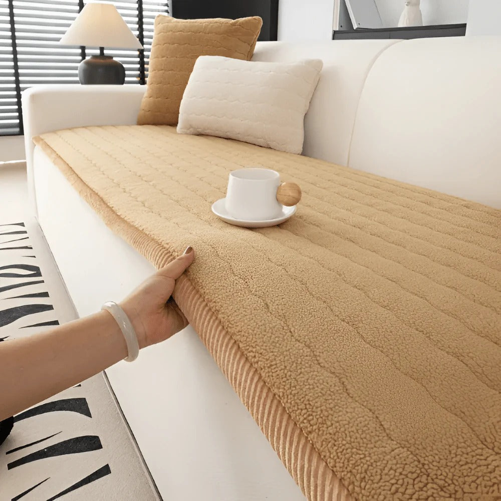 Sofa Cover – Non-Slip, Quilted Polyester