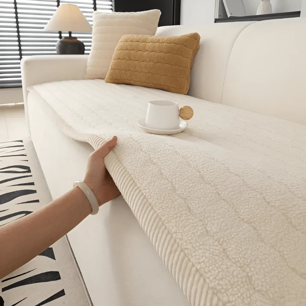 Sofa Cover – Non-Slip, Quilted Polyester