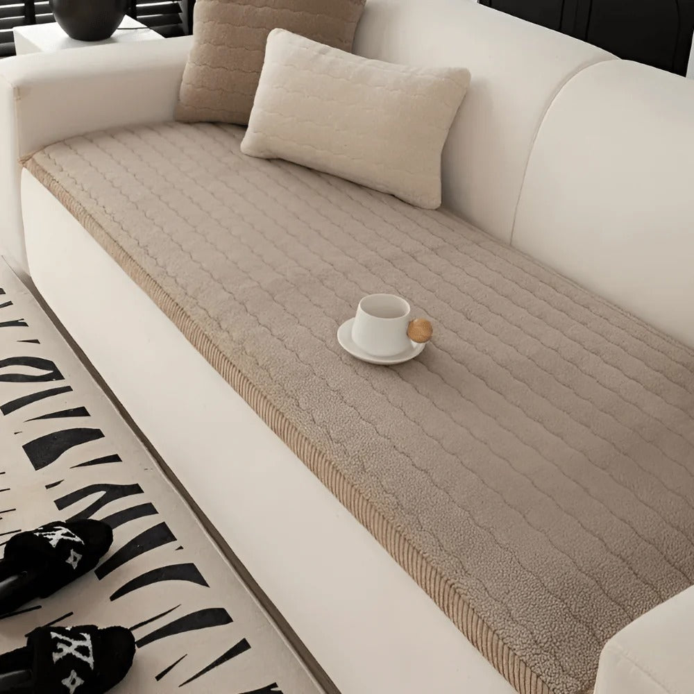 Sofa Cover – Non-Slip, Quilted Polyester